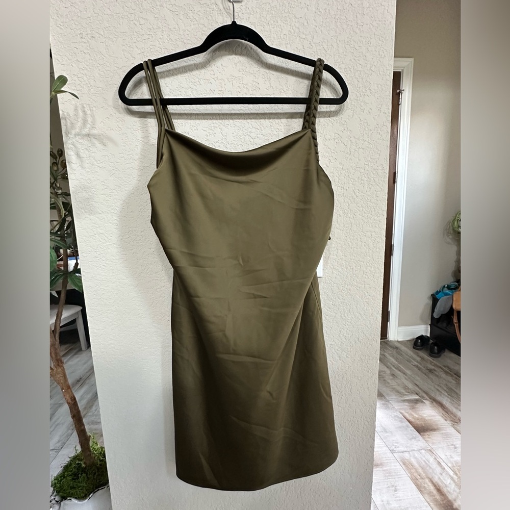 House of Harlow 1960 Olive Green Sleeveless Dress medium